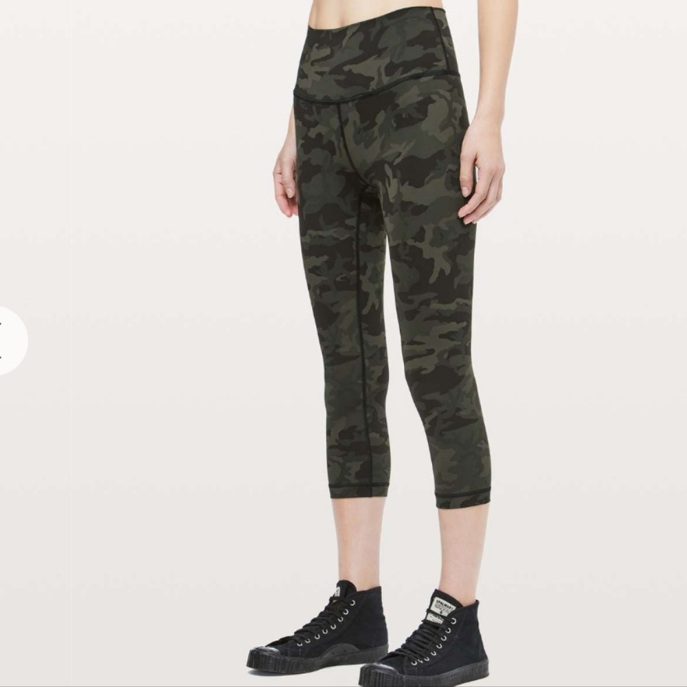 Lululemon Wunder Under Crop (High-Rise) *Full-On Luxtreme 21"